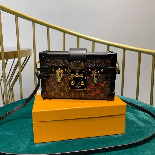 LOUIS VUITTON PETITE MALLE 0116