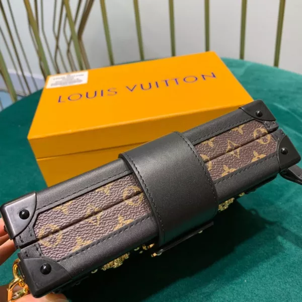 Rep LOUIS VUITTON PETITE MALLE 0116