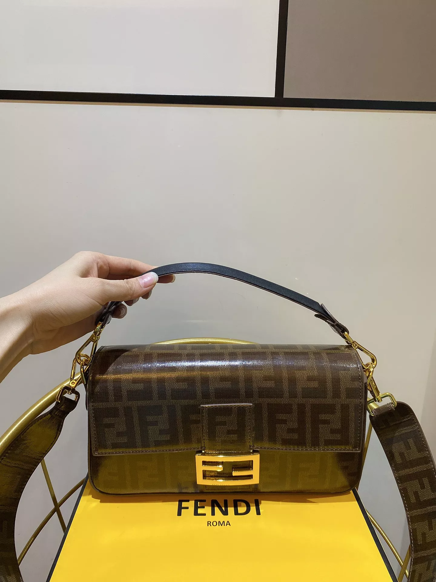 Rep FENDI BAGUETTE 0114