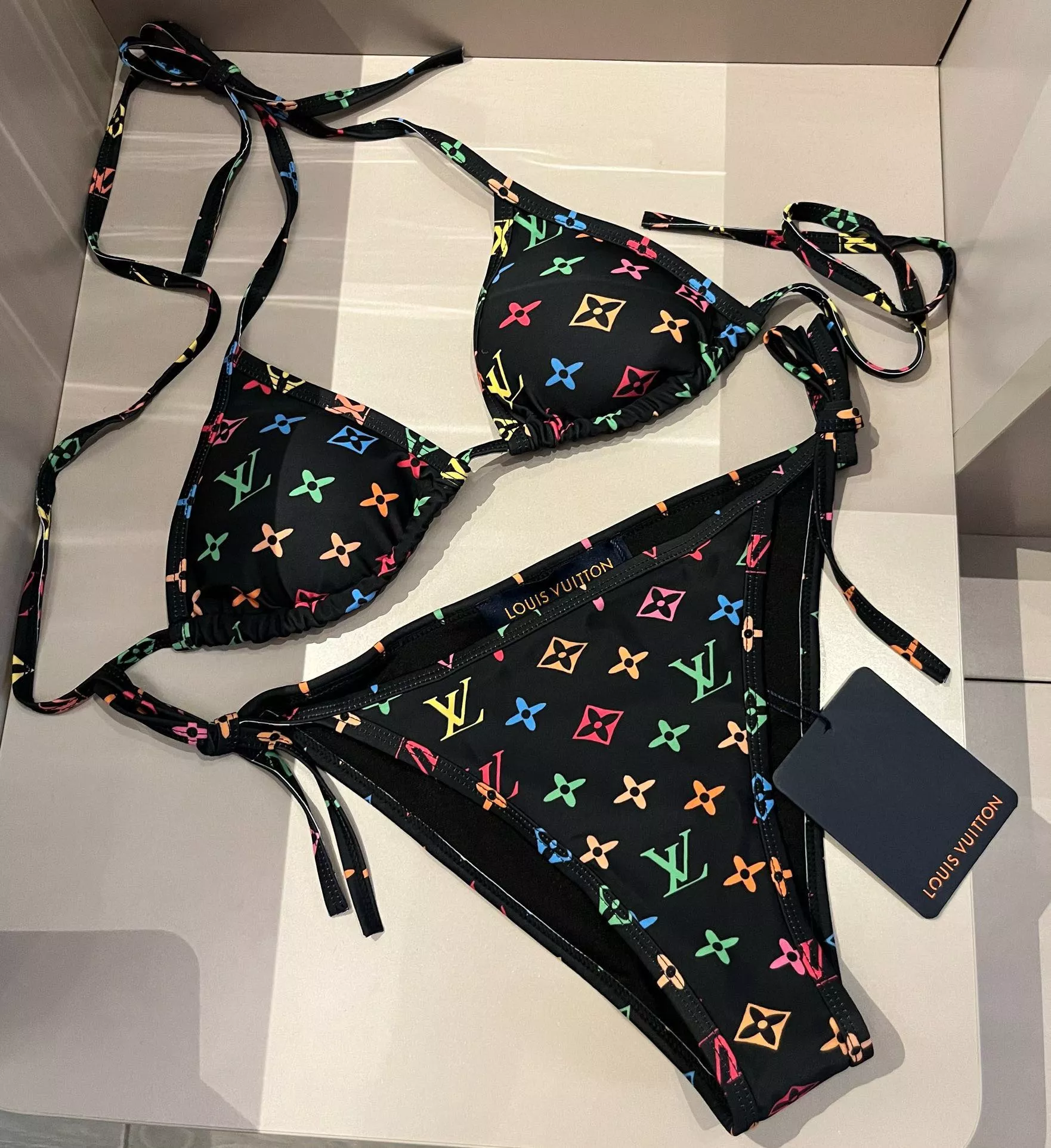 LOUIS VUITTON Swimsuit 0112