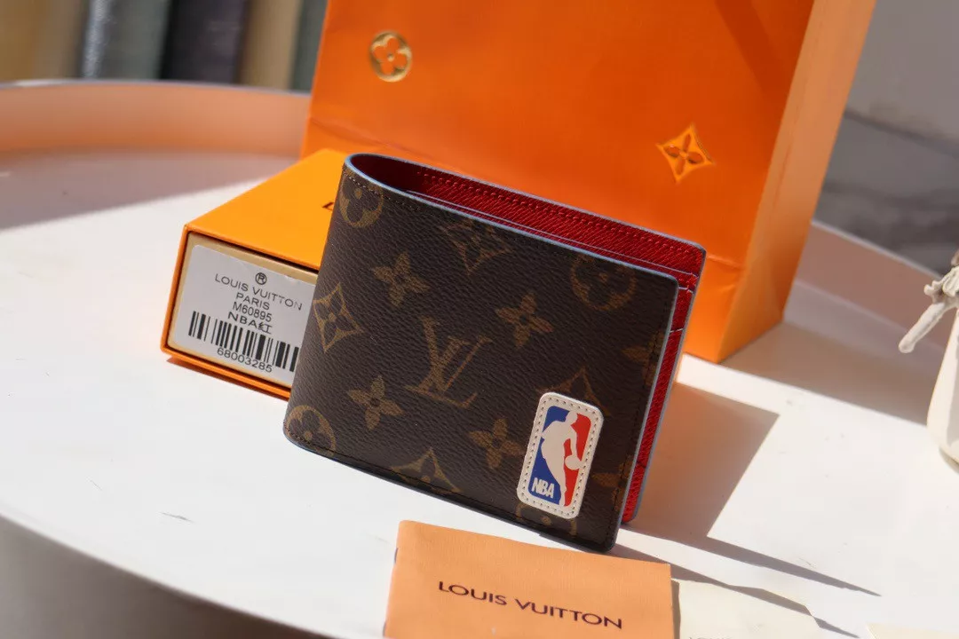 LOUIS VUITTON LVXNBA MULTIPLE WALLET 0112