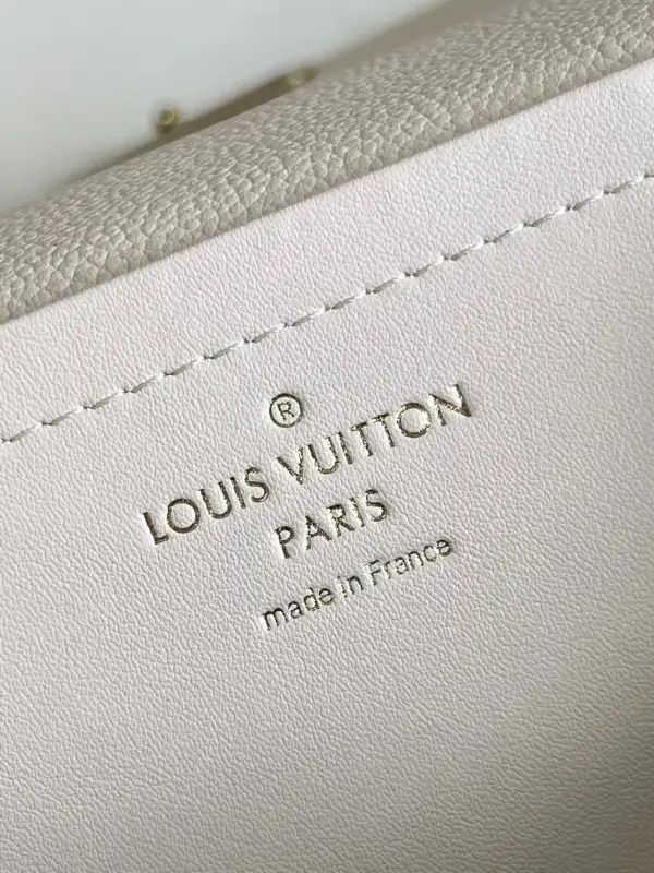 Rep LOUIS VUITTON MARCEAU 0125