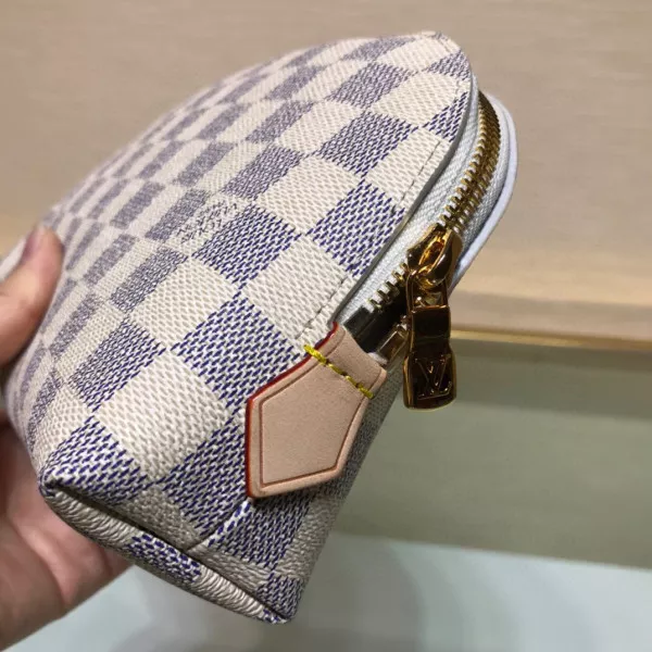 Cheap LOUIS VUITTON COSMETIC POUCH GM 0116