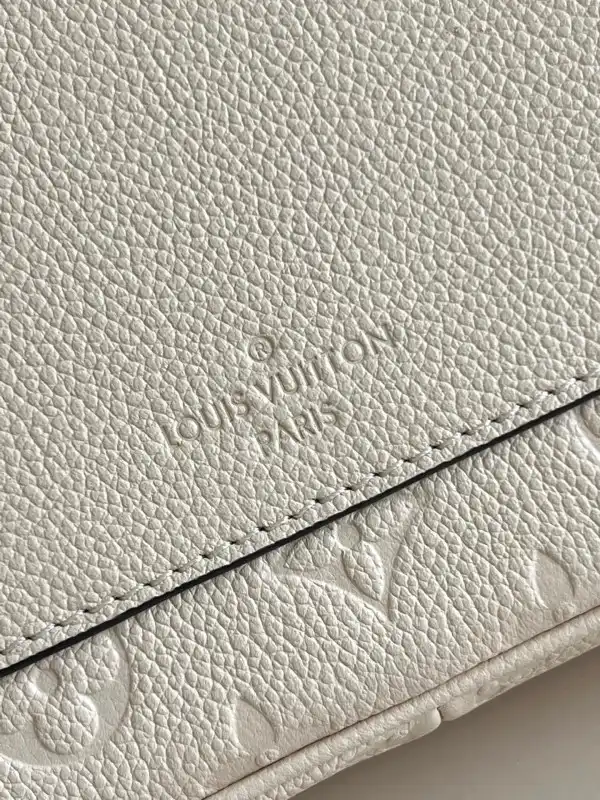 Rep LOUIS VUITTON MARCEAU 0125