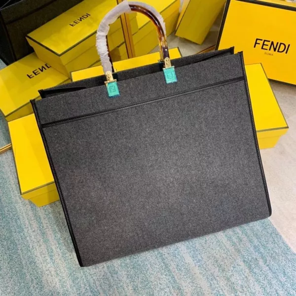 Rep FENDI SUNSHINE LARGE 0114