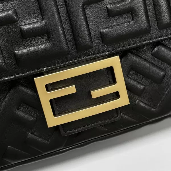 Cheap FENDI BAGUETTE-26*13*6CM 0114