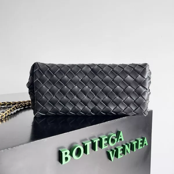 Cheap Bottega Veneta Small Andiamo Chain-25*22*10.5cm 0121