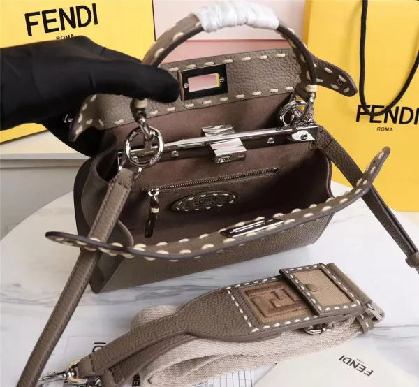 Rep FENDI PEEKABOO MINI BAG-18-23-11cm 0114