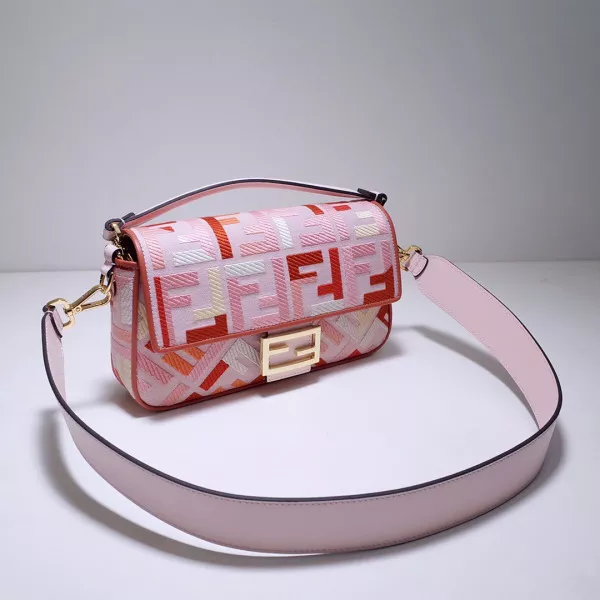 Cheap FENDI BAGUETTE 0114