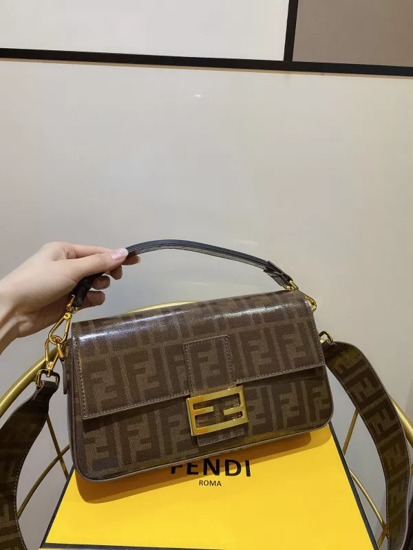 Rep FENDI BAGUETTE 0114