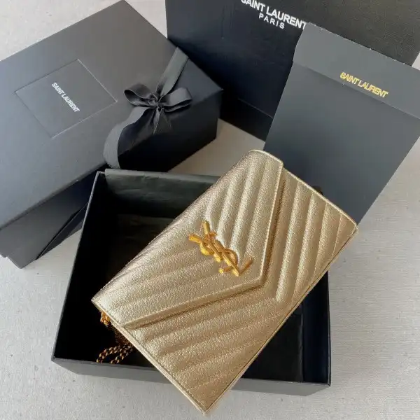 Rep YSL CASSANDRE MATELASSÉ CHAIN WALLET 0127