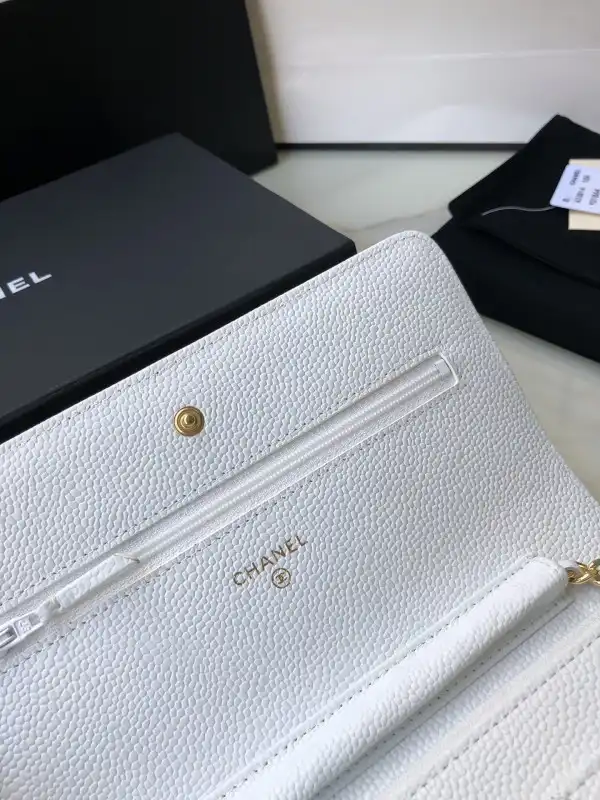 Rep CL CHAIN WALLET CAVIAR 0124