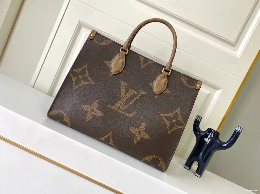 Cheap VUITTON LOUIS ONTHEGO MM 0210