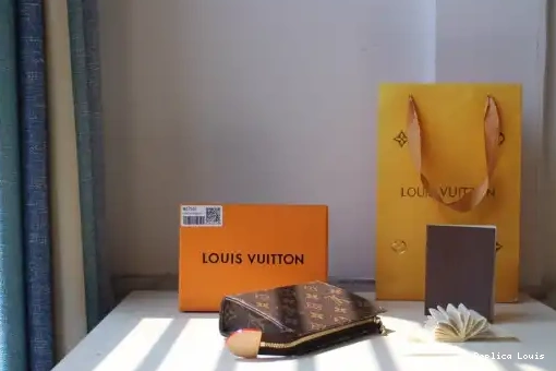 Rep 15 POUCH VUITTON TOILETRY LOUIS 0217