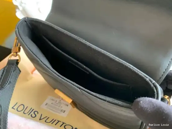 Rep NEW LOUIS WAVE VUITTON MULTI POCHETTE 0221