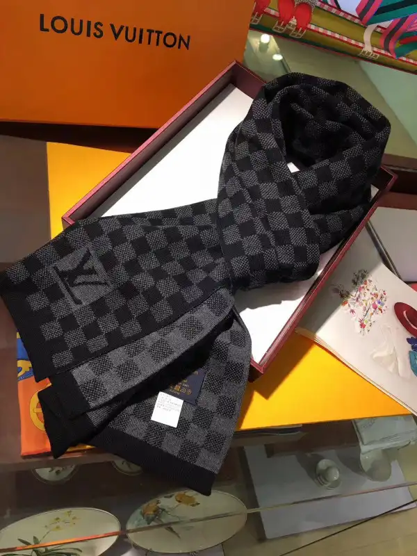 Cheap LOUIS VUITTON SCARF 0202