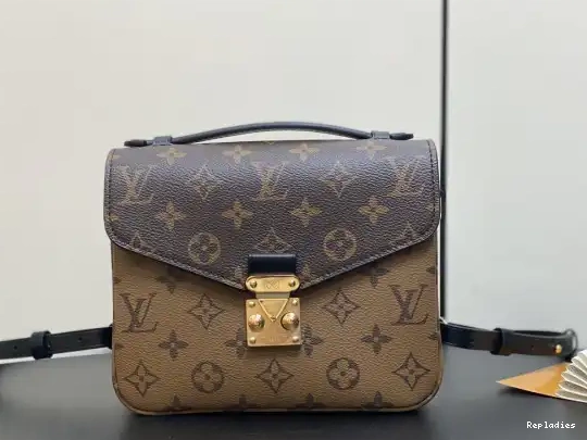 Rep VUITTON Métis LOUIS Pochette Backpack 0222