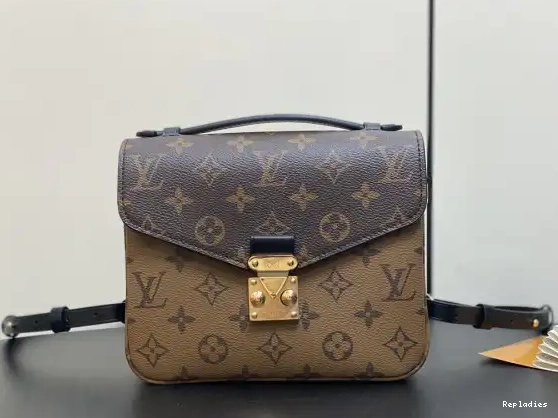 Rep VUITTON Métis LOUIS Pochette Backpack 0222