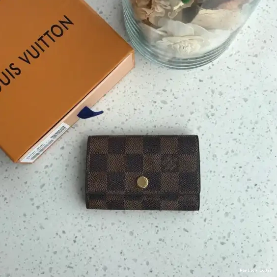 Cheap LOUIS HOLDER VUITTON 6 KEY 0215