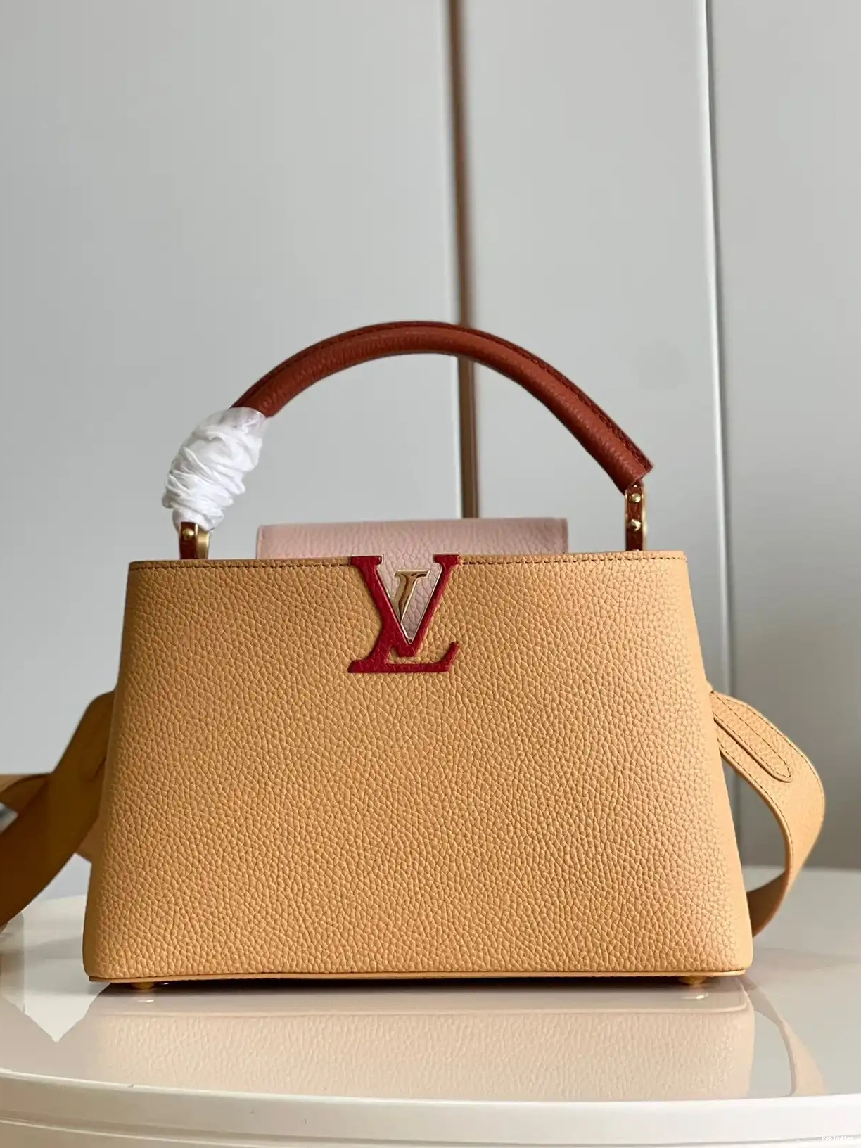 Cheap LOUIS MM VUITTON CAPUCINES 0210