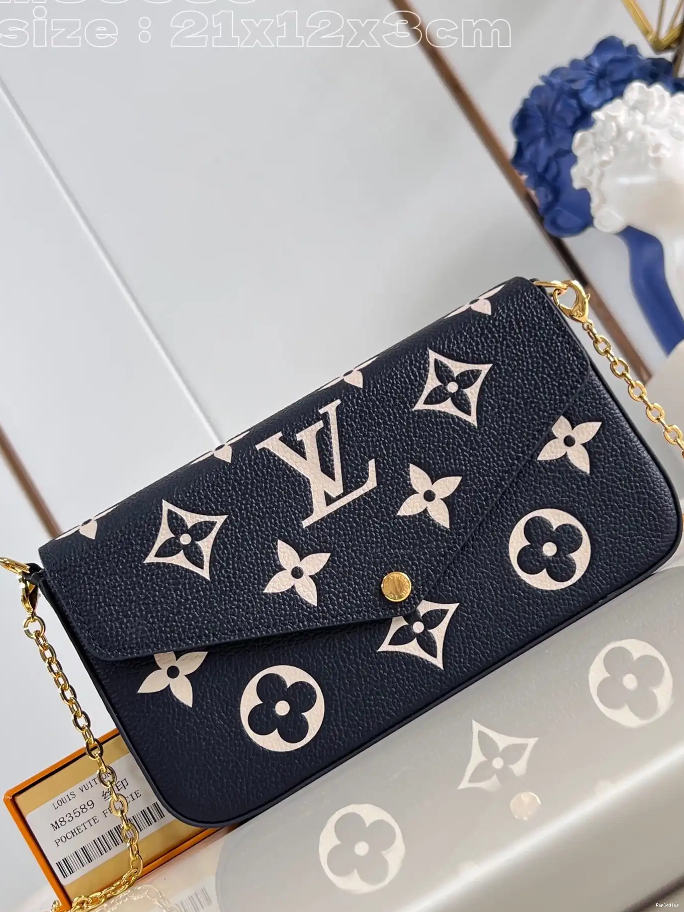 Rep POCHETTE LOUIS VUITTON FÉLICIE 0216