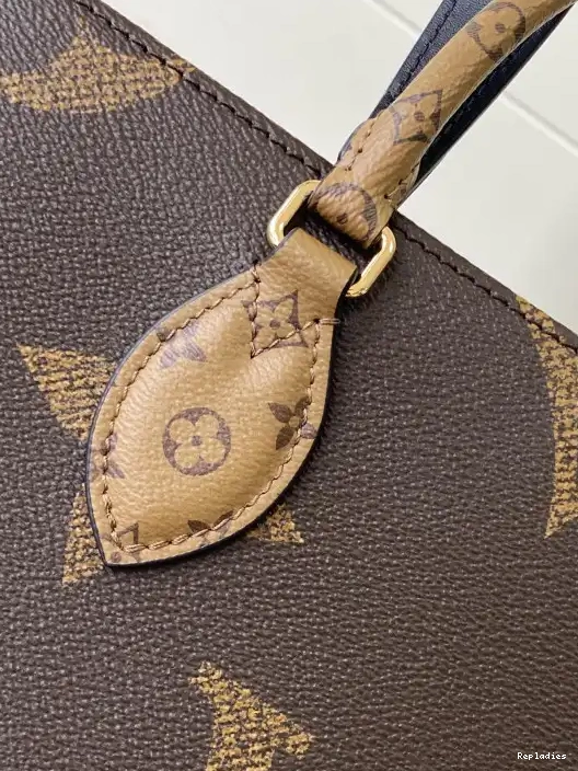 Cheap VUITTON LOUIS ONTHEGO MM 0210