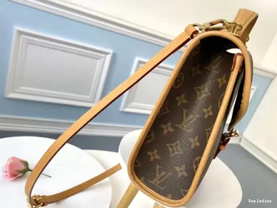 Cheap VUITTON IVY LOUIS 0213