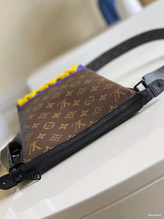 Rep VUITTON CRUISER MESSENGER LOUIS 0222