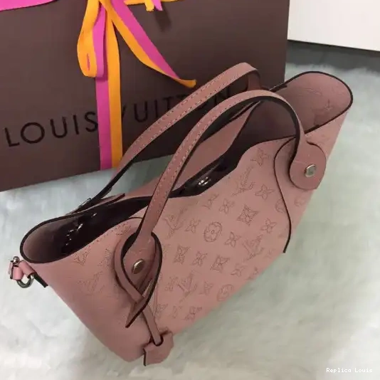 Rep HINA PM LOUIS VUITTON 0226