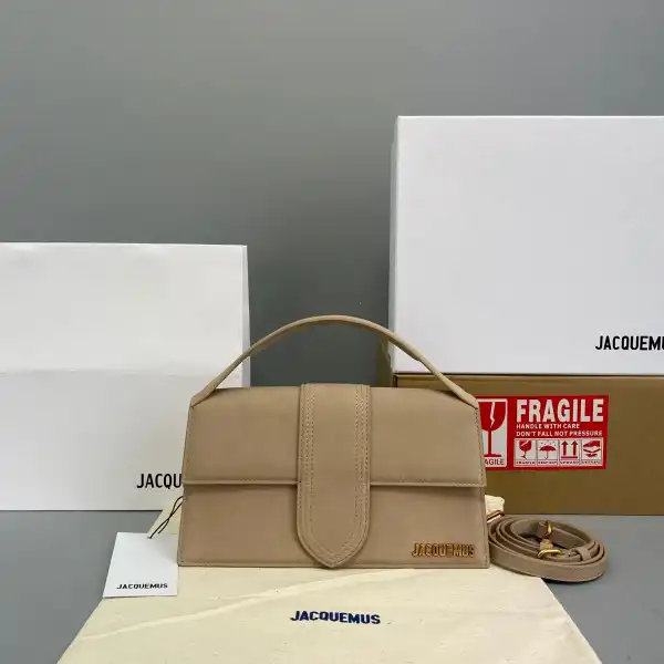 Rep JACQUEMUS Le grand Bambino 0203