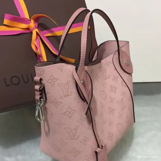 Rep HINA PM LOUIS VUITTON 0226