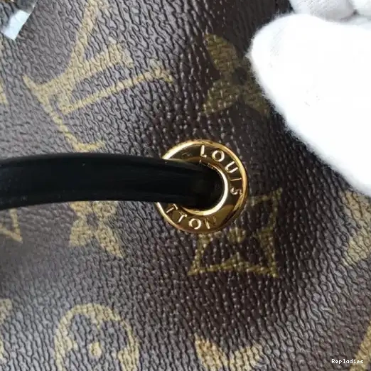 Cheap LOUIS VUITTON NÉONOÉ 0212