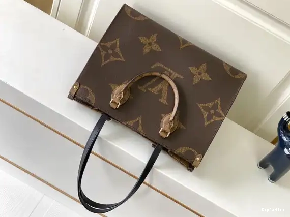 Cheap VUITTON LOUIS ONTHEGO MM 0210