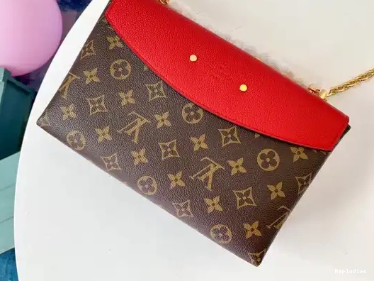 Rep VUITTON LOUIS SAINT-PLACIDE 0212