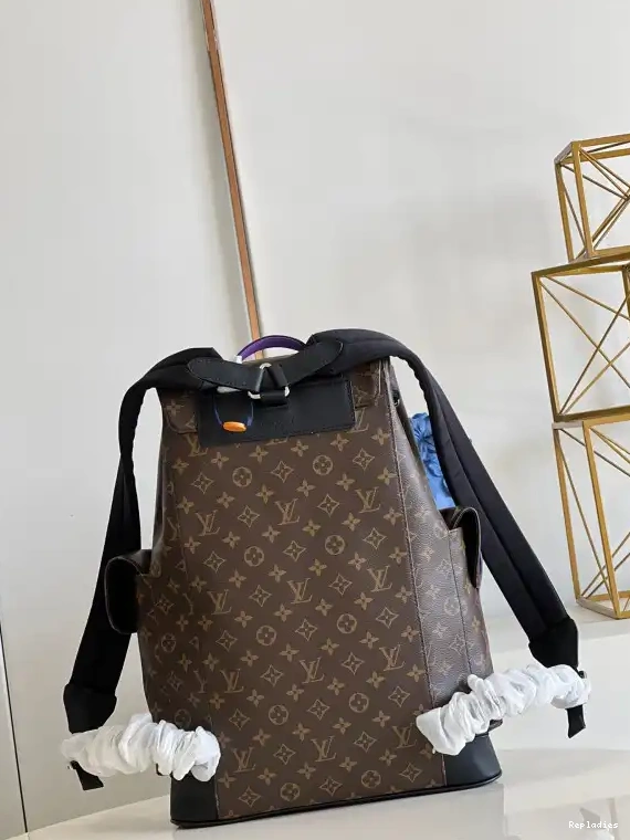 Cheap VUITTON CHRISTOPHER BACKPACK LOUIS 0222