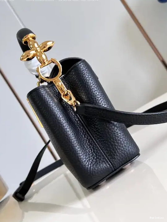 Rep VUITTON CAPUCINES LOUIS MINI-21*14*8CM 0213