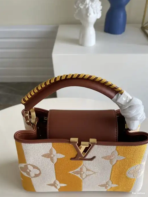 Rep CAPUCINES LOUIS BB VUITTON 0214