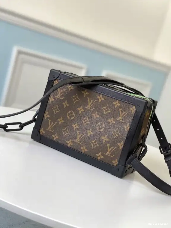 Rep VUITTON SOFT TRUNK LOUIS 0217