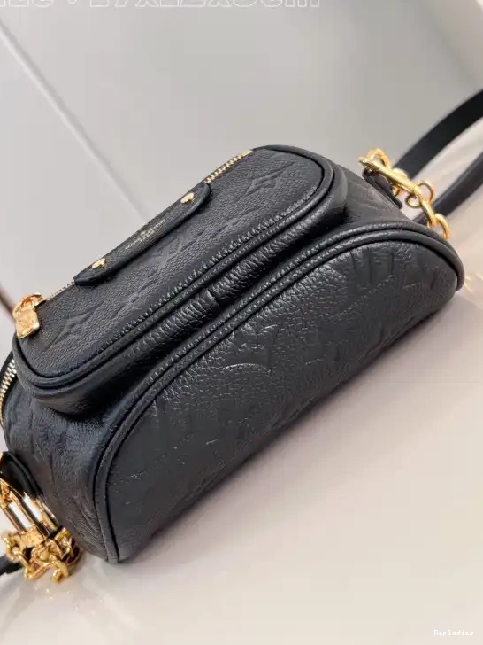 Cheap LOUIS MINI BUMBAG-17-12-9.5CM VUITTON 0216