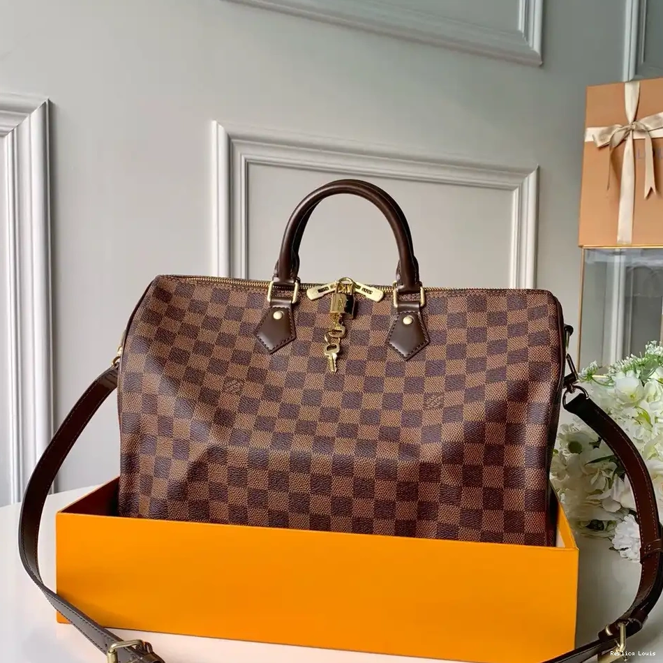 Rep 35 Vuitton BANDOULIÈRE Louis SPEEDY 0221