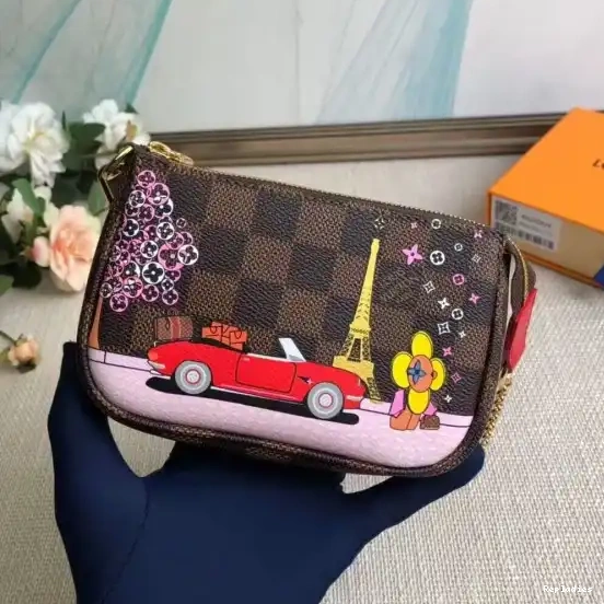 Rep MINI LOUIS POCHETTE ACCESSOIRES VUITTON 0218