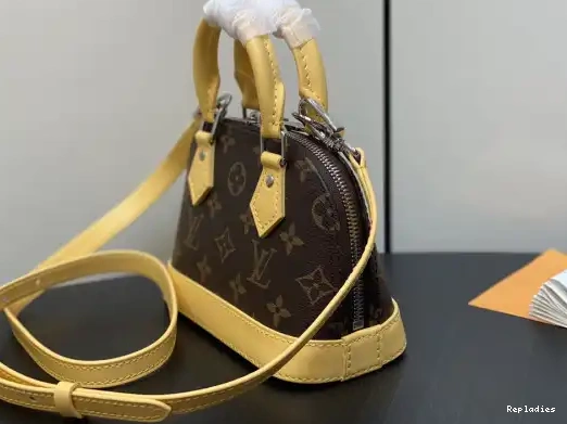 Rep Alma-18*12*8cm Nano VUITTON LOUIS 0213