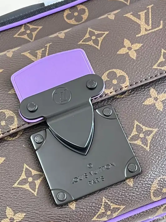 Rep LOUIS S MESSENGER LOCK VUITTON 0213