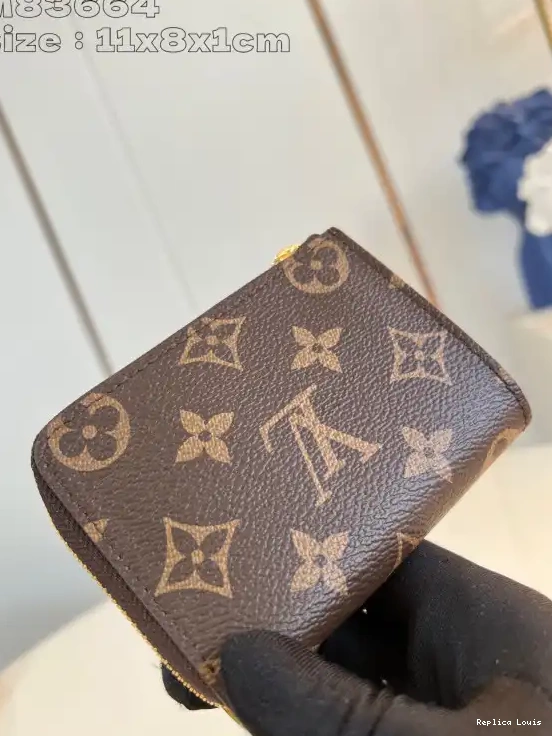 Rep Compact Wallet-11*8.5*1.5CM Noa Louis Vuitton 0222