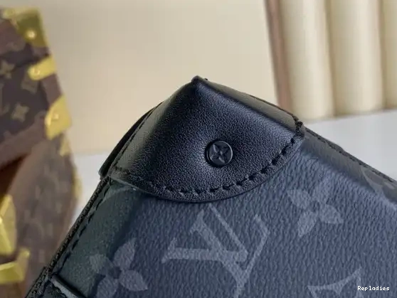 Rep LOUIS Trunk VUITTON Wallet-22.5*14*5CM 0212