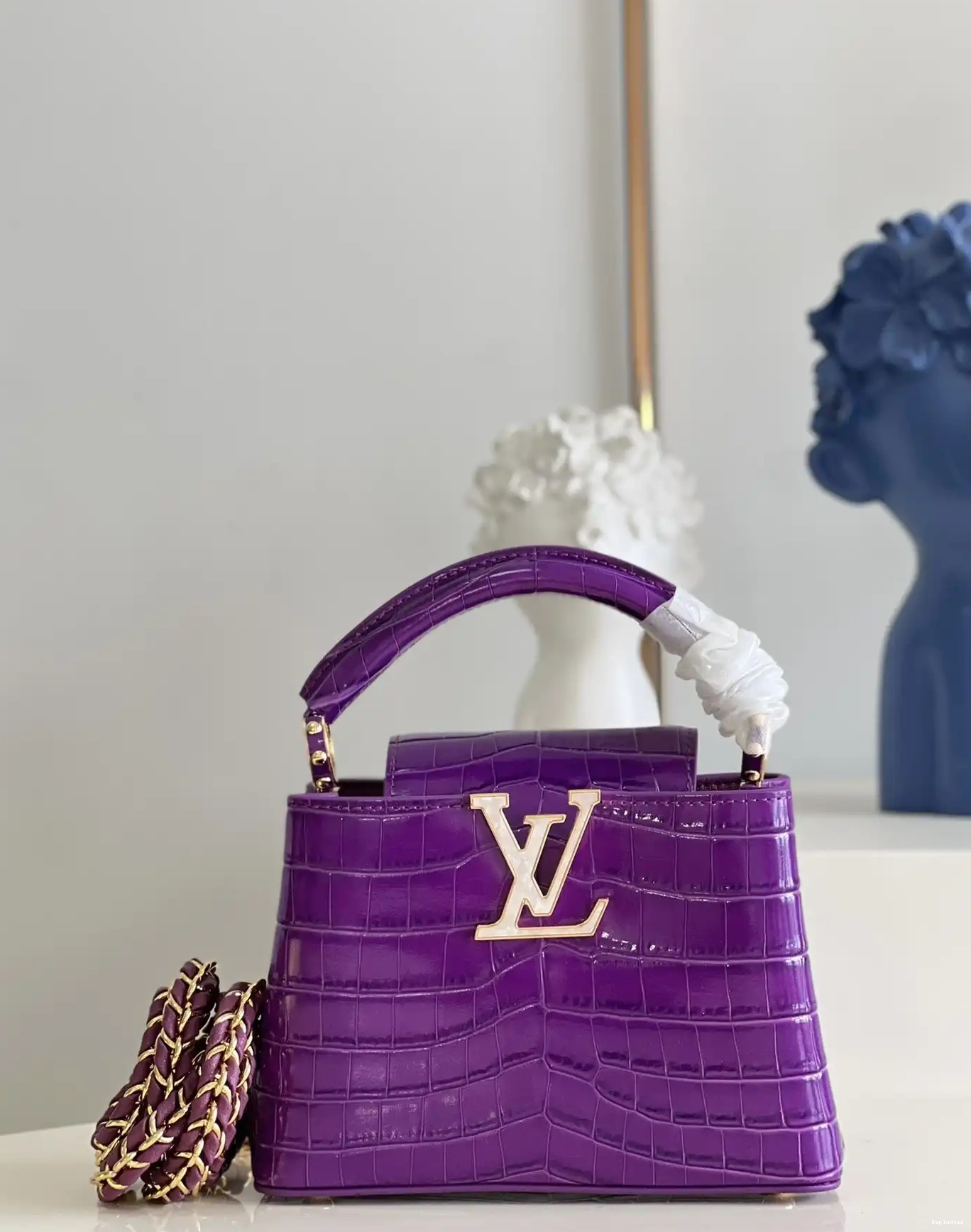 Rep CAPUCINES VUITTON MINI LOUIS 0225