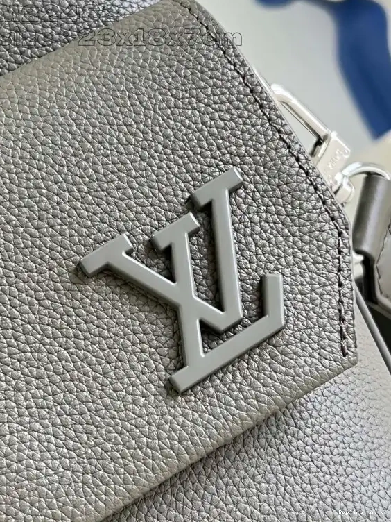 Cheap LOUIS VUITTON Fastline Messenger-23.5*18*7CM 0211