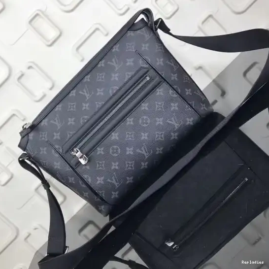 Rep LOUIS MESSENGER ODYSSEY PM VUITTON 0208